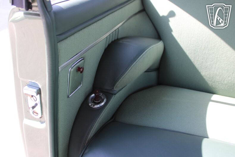 1948 Lincoln Continental