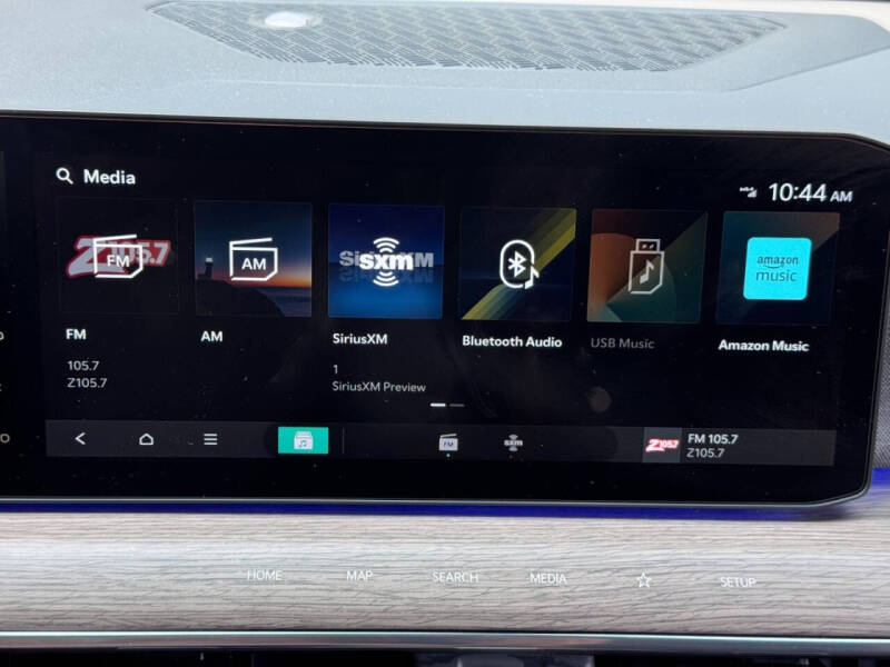 2024 Kia EV9 Land