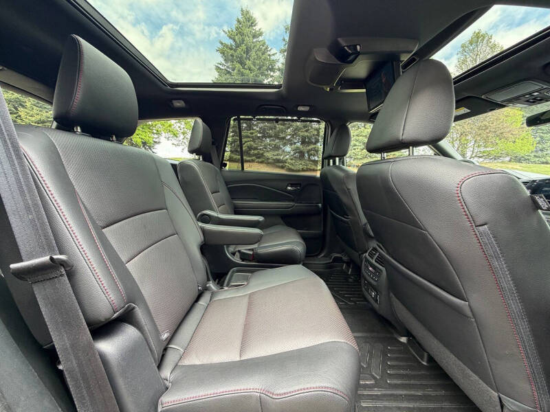 2022 Honda Pilot Black Edition