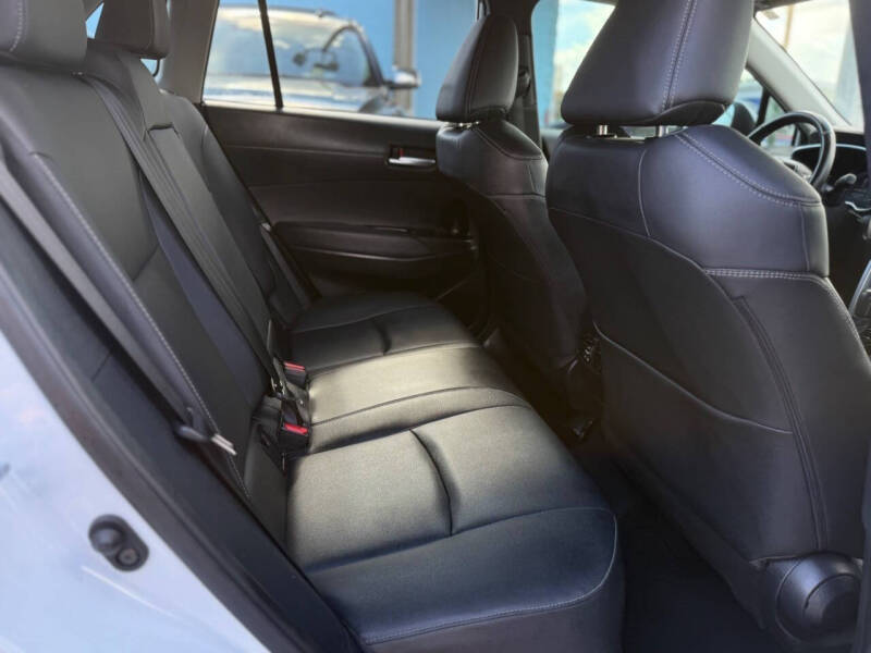 2023 Toyota Corolla Cross XLE