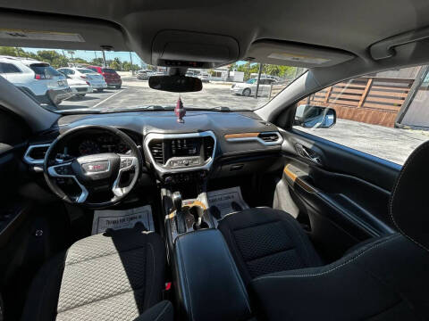 2018 GMC Acadia SLE-2