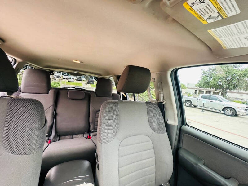 2012 Nissan Pathfinder S