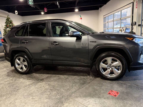 2021 Toyota RAV4 Hybrid XLE Premium