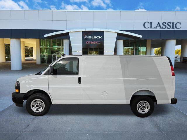 2024 GMC Savana 2500