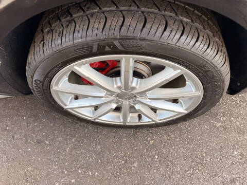 2016 Audi A4 2.0T quattro Premium