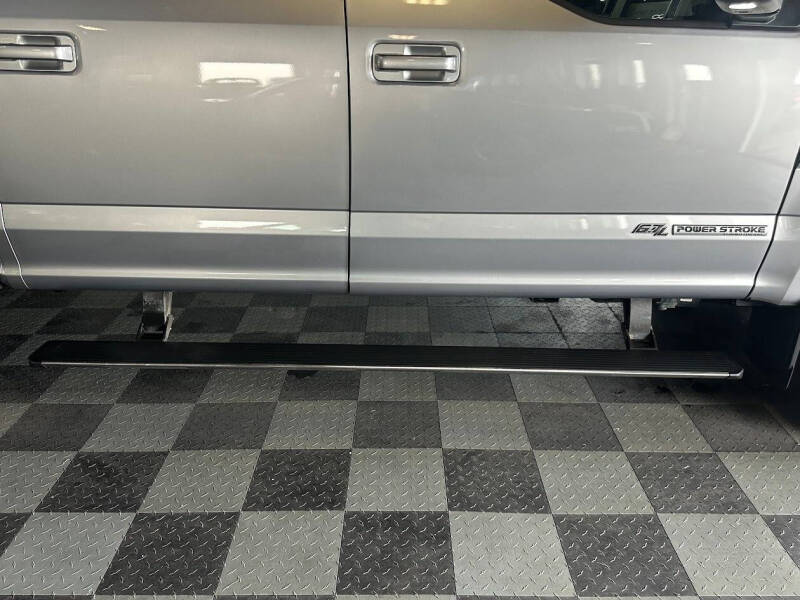 2022 Ford F-350 Super Duty Lariat