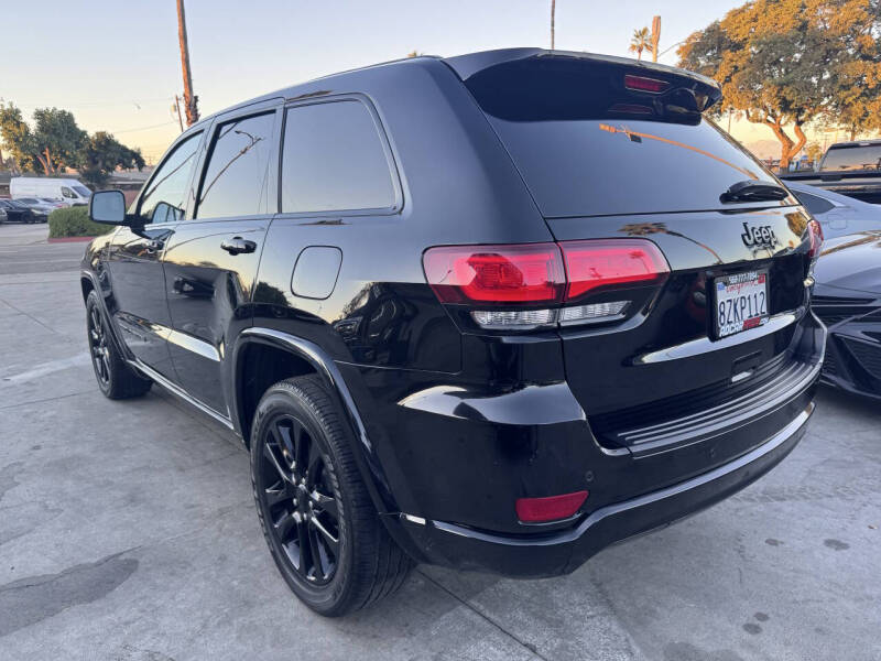 2019 Jeep Grand Cherokee Altitude