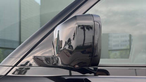 2026 Land Rover Defender 110 P500 X-Dynamic SE