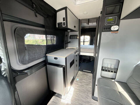 2025 Mercedes-Benz Sprinter