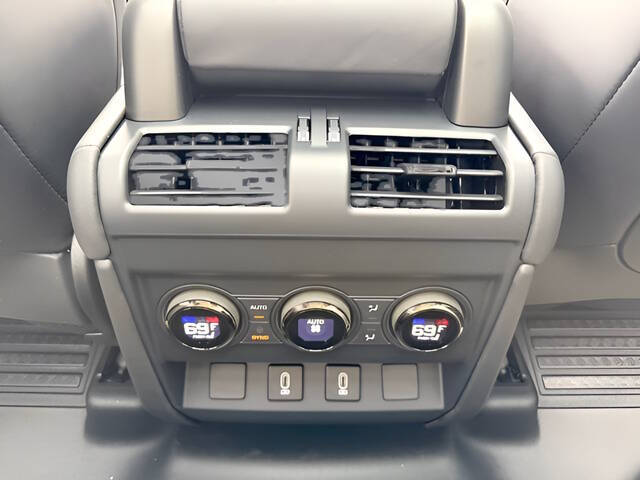 2026 Land Rover Defender