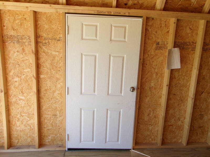 12 x 28 lofted barn w/garage pkg