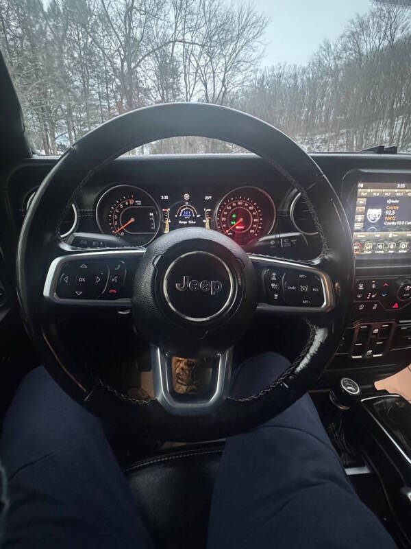 2020 Jeep Gladiator Overland