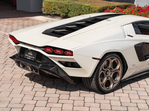 2022 Lamborghini Countach LPI 800-4