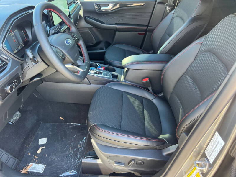 2026 Ford Escape ST-Line