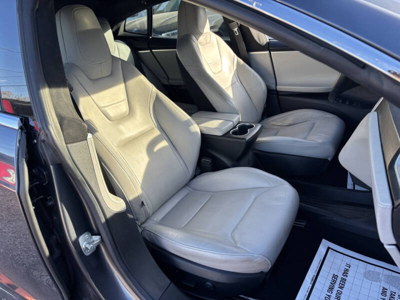 2016 Tesla Model S 85D