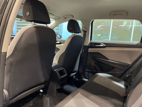 2022 Volkswagen Taos S 4Motion