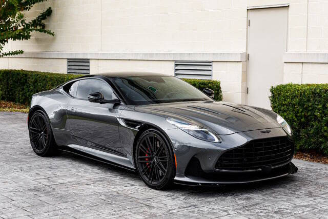 2024 Aston Martin DB12 V8