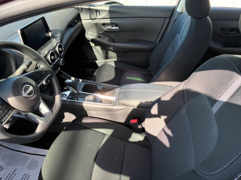 2025 Nissan Sentra SV