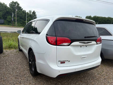 2018 Chrysler Pacifica Touring Plus