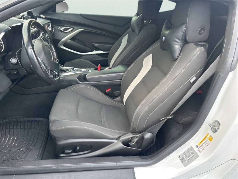 2022 Chevrolet Camaro LT