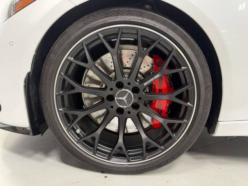 2024 Mercedes-Benz C-Class AMG C 63 S E Performance