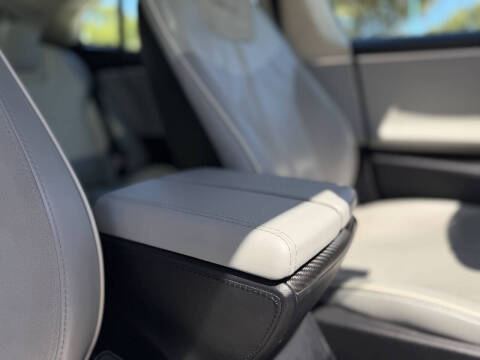 2013 Tesla Model S Performance