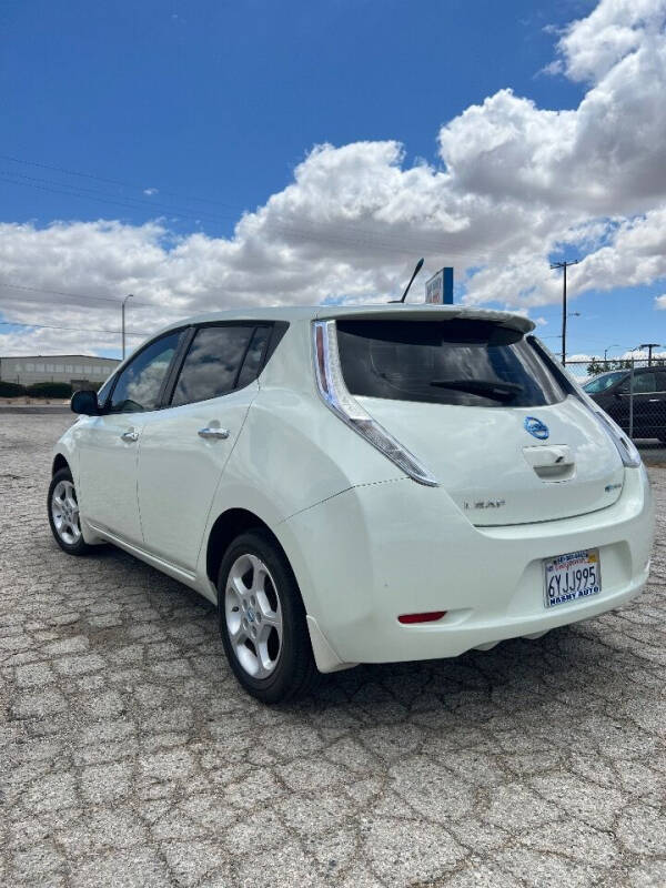 2012 Nissan LEAF SL