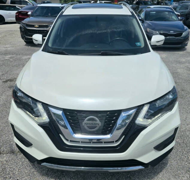 2017 Nissan Rogue SV