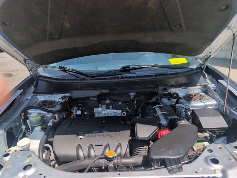 2012 Mitsubishi Outlander SE