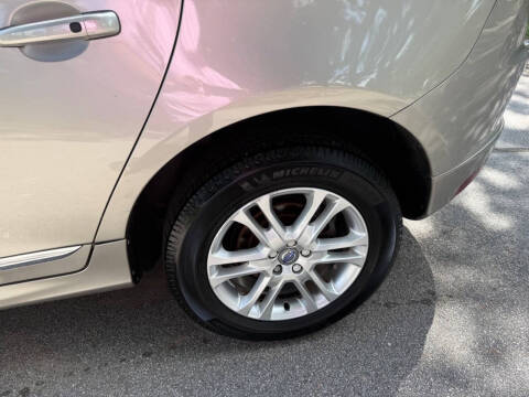 2016 Volvo XC60 T5 Drive-E Premier