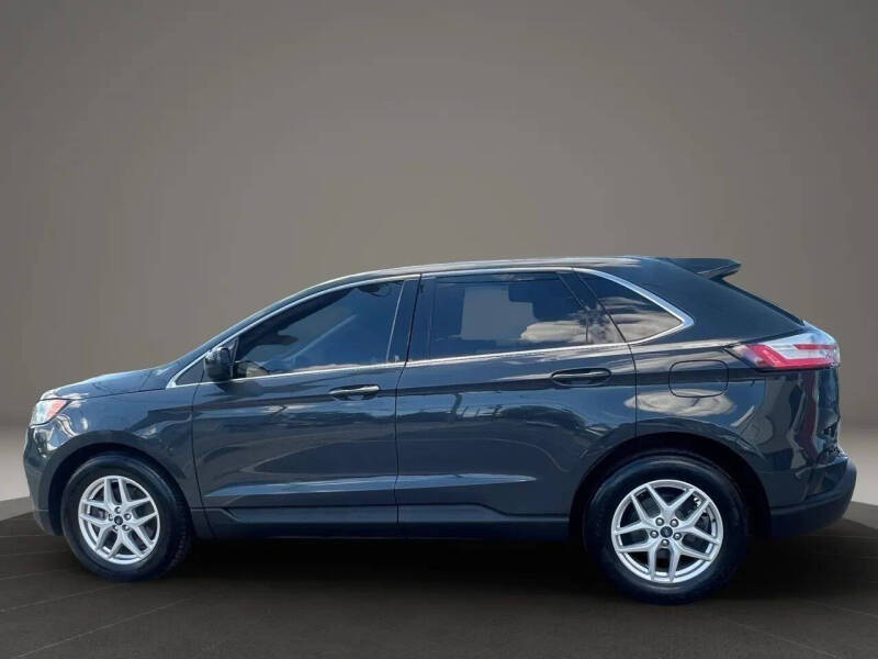 2021 Ford Edge