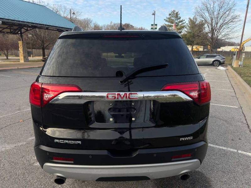 2018 GMC Acadia SLE-2