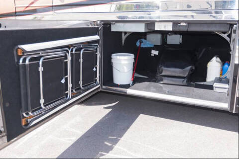 2008 Prevost Marathon XL45