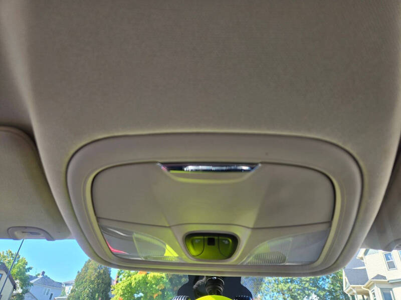 2017 Chrysler 200 LX