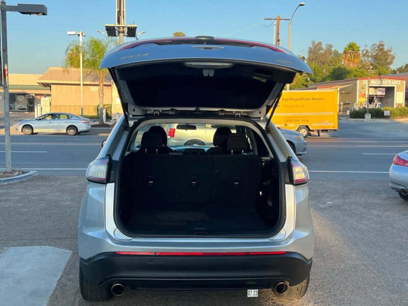 2017 Ford Edge SE