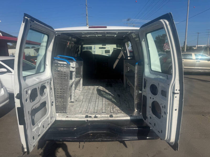 2008 Ford E-Series E-150