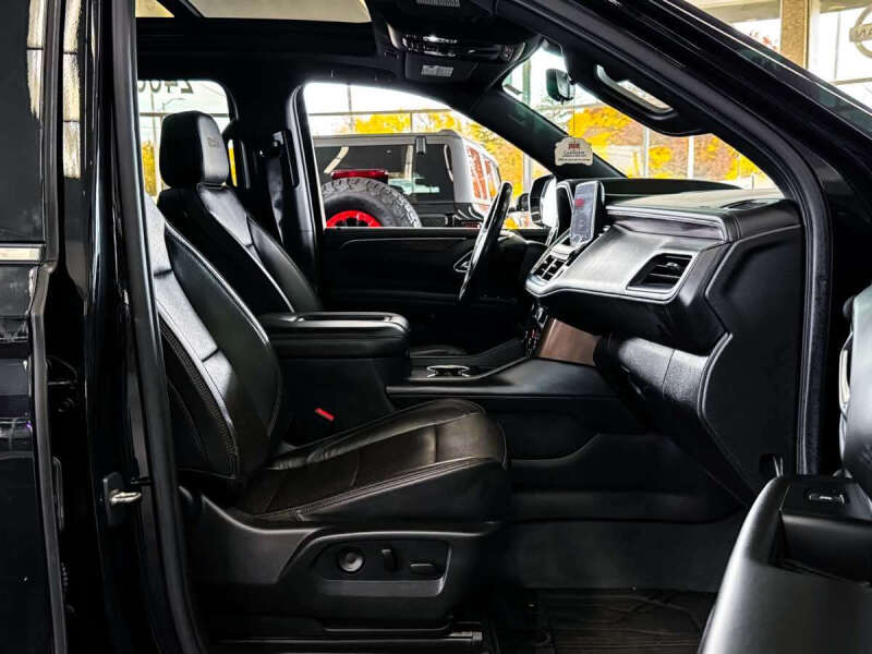 2021 Chevrolet Suburban High Country