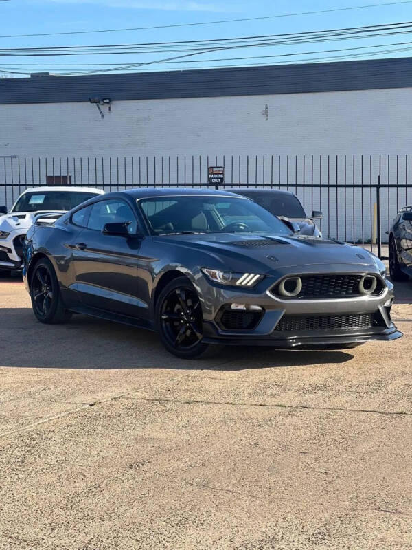 2016 Ford Mustang V6