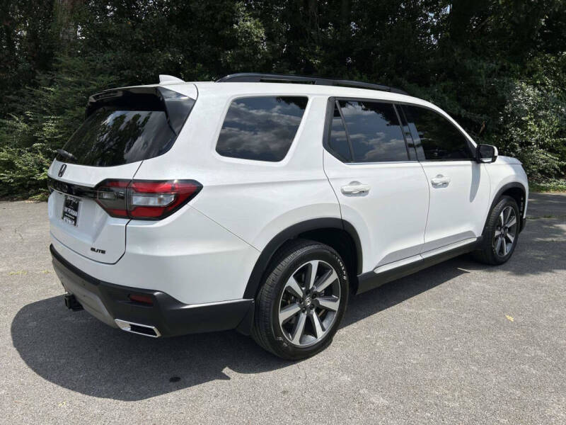 2025 Honda Pilot Elite