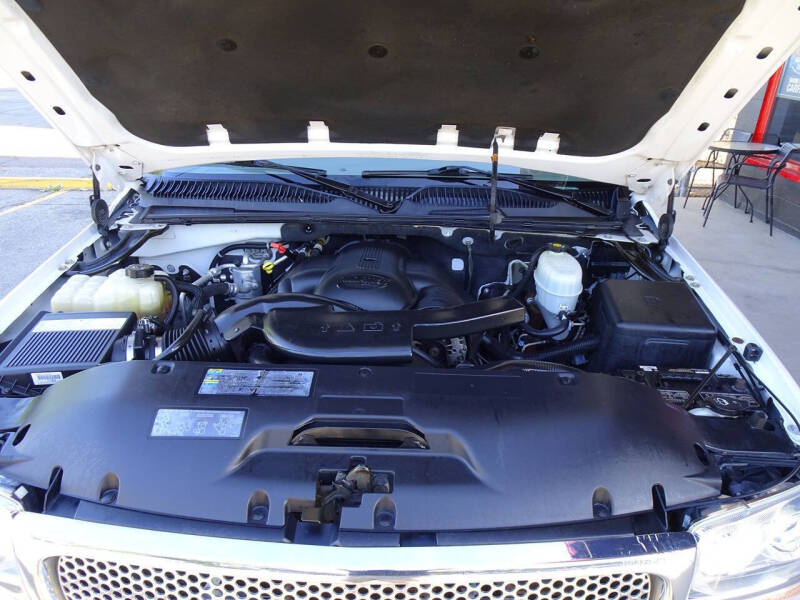 2004 GMC Yukon XL Denali