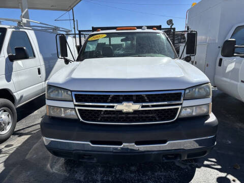 2007 Chevrolet Silverado 3500 CC Classic