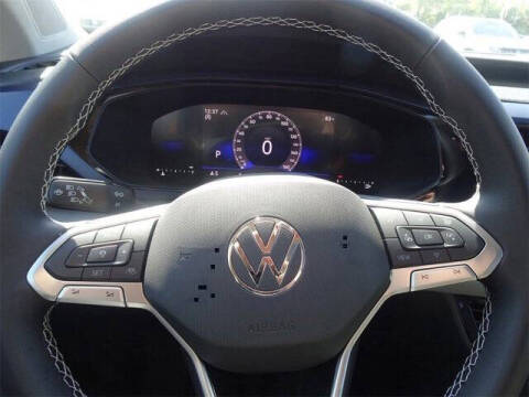 2024 Volkswagen Taos SE 4Motion