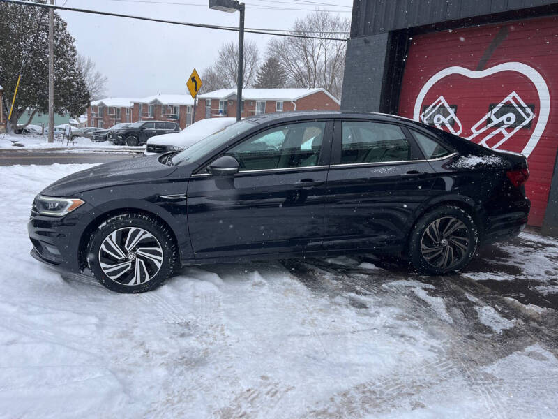 2019 Volkswagen Jetta SEL Premium photo 2