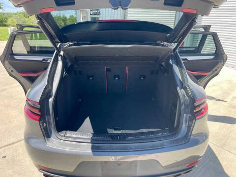 2015 Porsche Macan S