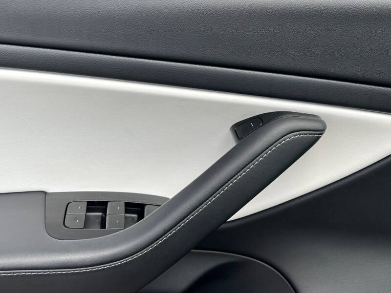 2020 Tesla Model 3 Performance