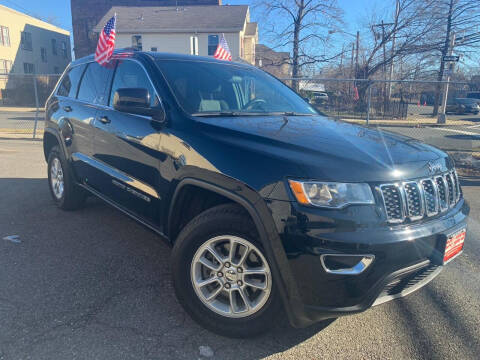 2018 Jeep Grand Cherokee for sale at Buy Here Pay Here Auto Sales in Newark NJ