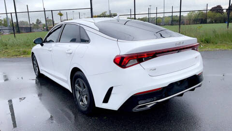 2022 Kia K5 LXS