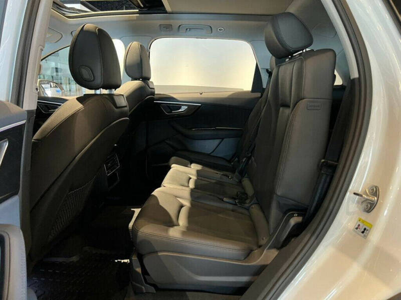 2023 Audi Q7 quattro Prestige 55 TFSI
