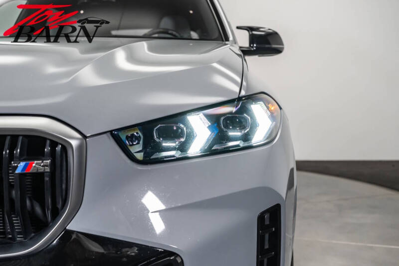 2024 BMW X5 M60i