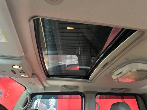 2004 HUMMER H2